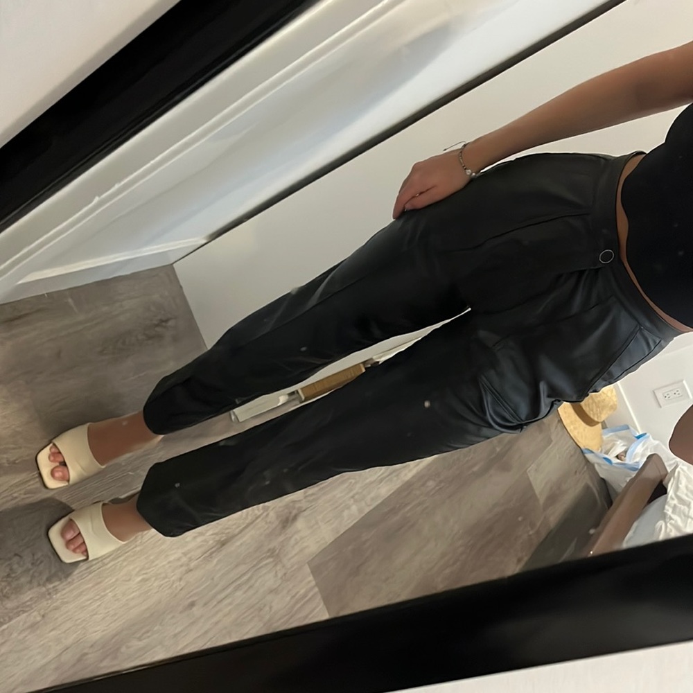 Leather pants princess Polly